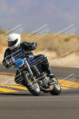 media/Oct-08-2022-SoCal Trackdays (Sat) [[1fc3beec89]]/Turn 16 (125pm)/